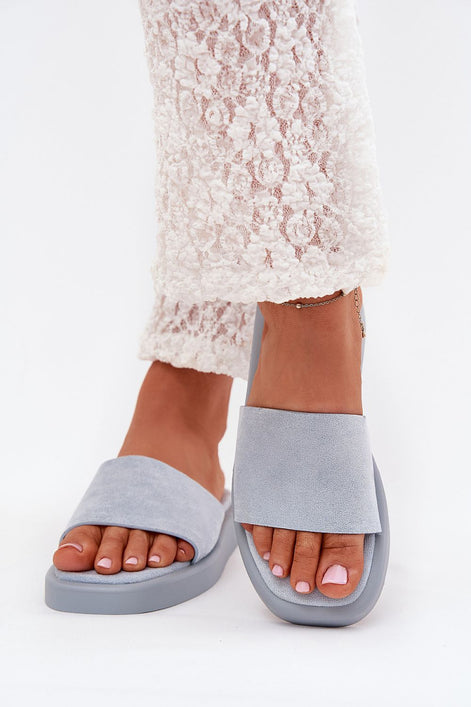 Clacquettes model 215736 Step in style