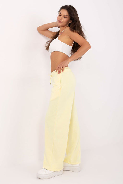 Pantalon survêtement model 216514 Relevance
