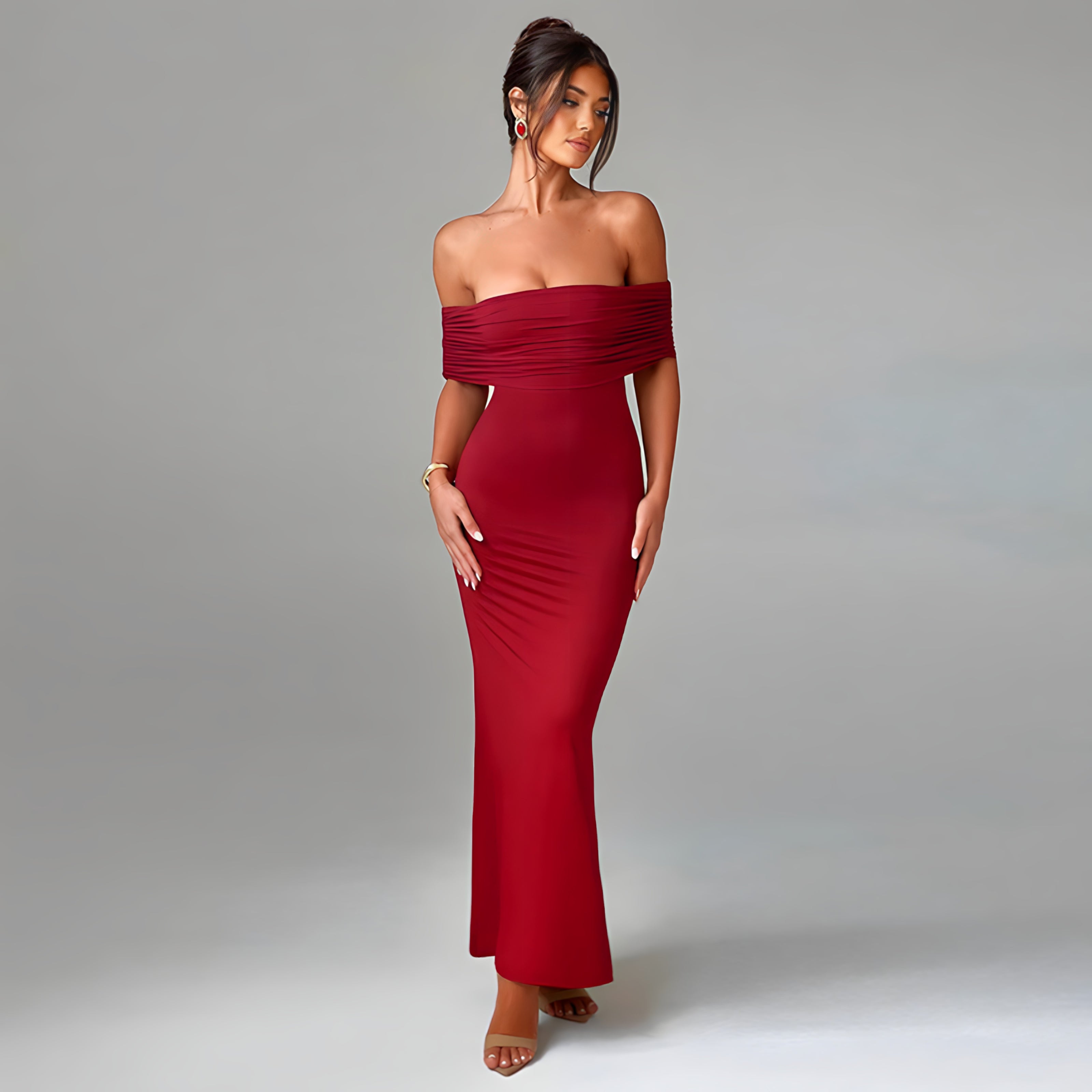 Robe Longue Épaules Dénudées Élégance Noire