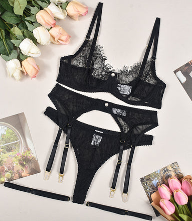 Ensemble Lingerie Sexy 3 Pièces – Dentelle & Jarretelles