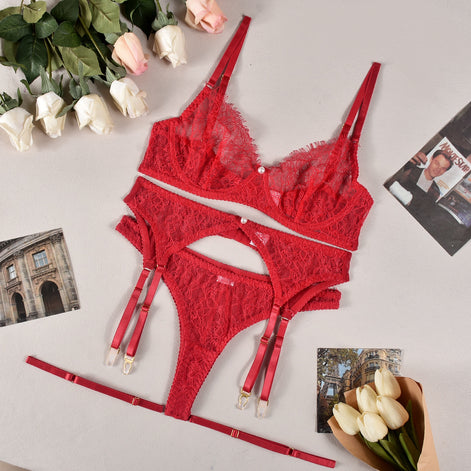 Ensemble Lingerie Sexy 3 Pièces – Dentelle & Jarretelles