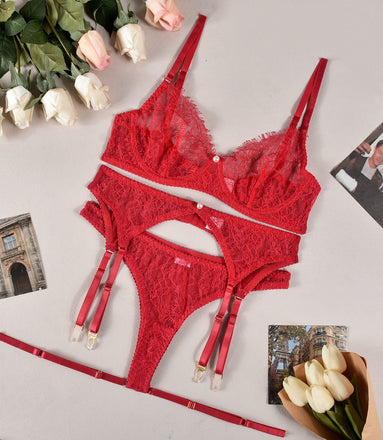 Ensemble Lingerie Sexy 3 Pièces – Dentelle & Jarretelles
