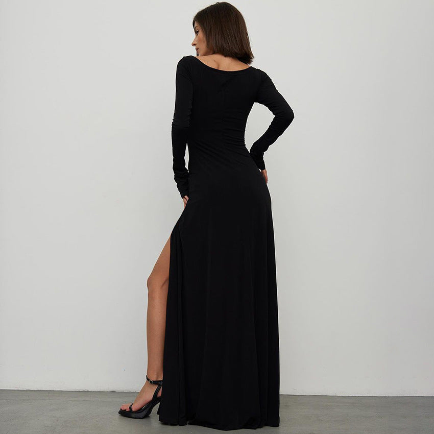 Robe Fendue Élégance Noire