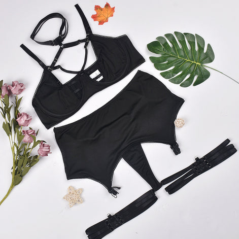 Ensemble Lingerie Bondage Chic