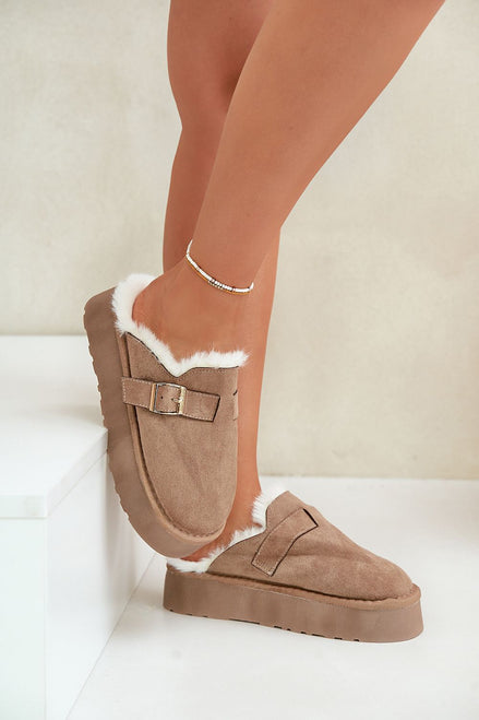  Pantoufles model 203746 Step in style 