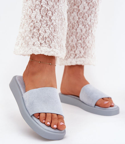  Clacquettes model 215736 Step in style 