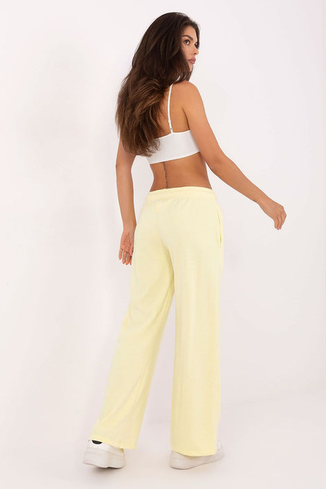  Pantalon survêtement model 216514 Relevance 