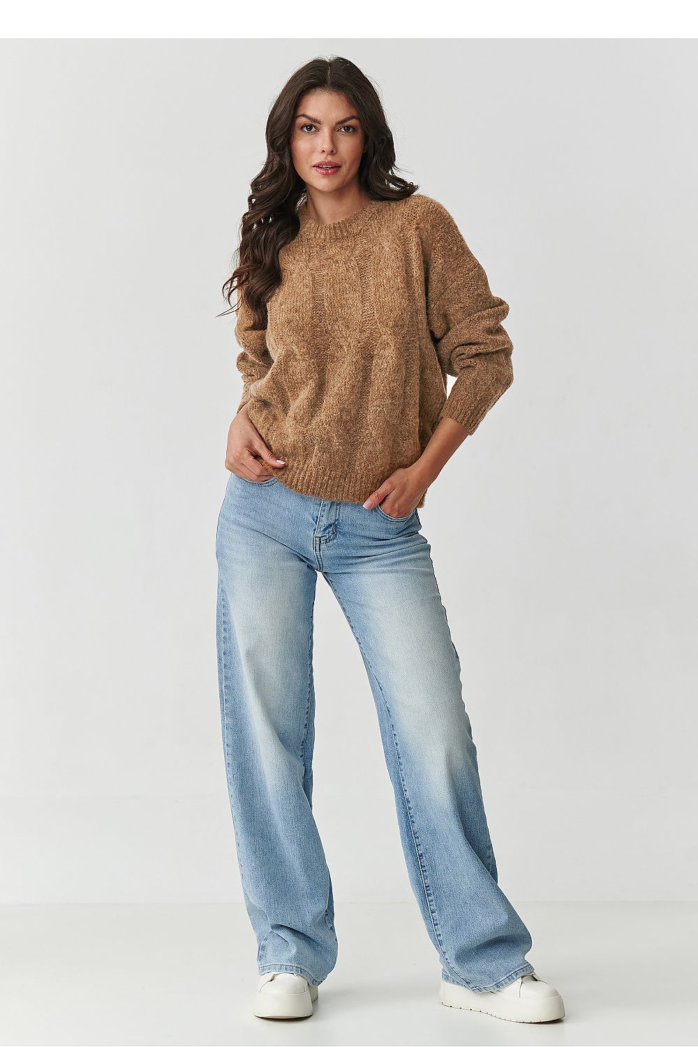  Chandail model 217357 Makadamia 
