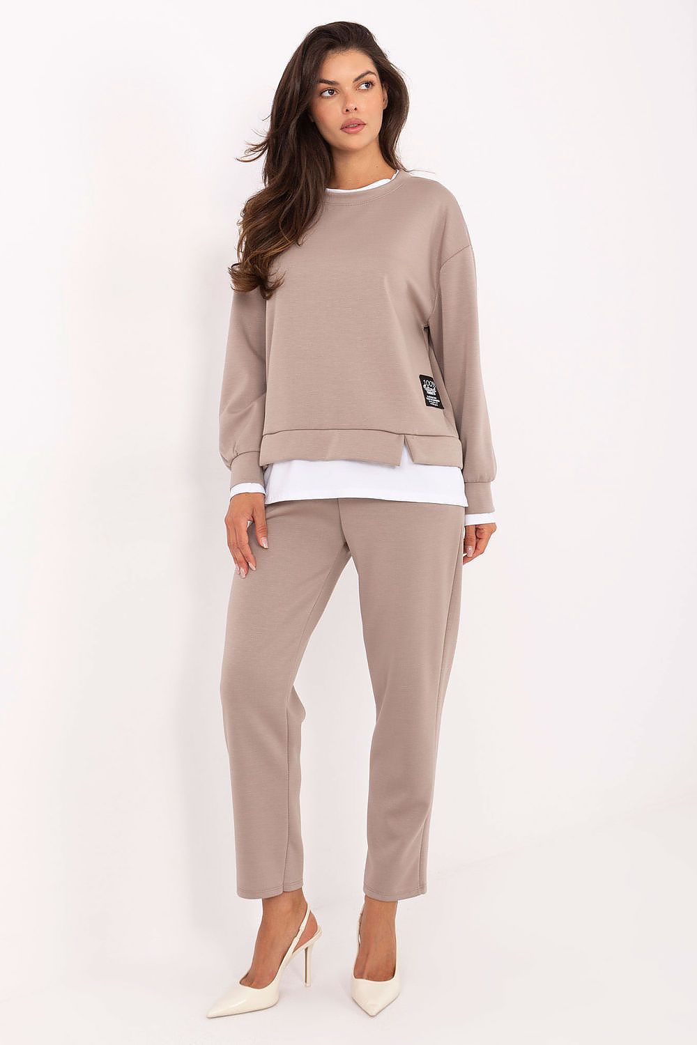  L`ensemble model 218005 Rue Paris 